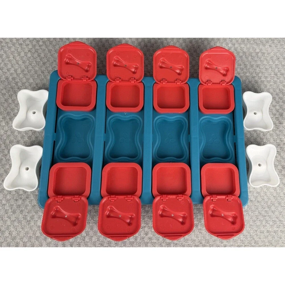 Outward Hound Dog Treat Dispenser Puzzle Toy Nina Ottosson BPA Free Easy Clean